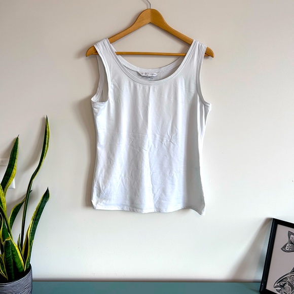 Peter Nygard White Sleeveless Tank, Size Medium - Picture 5 of 9